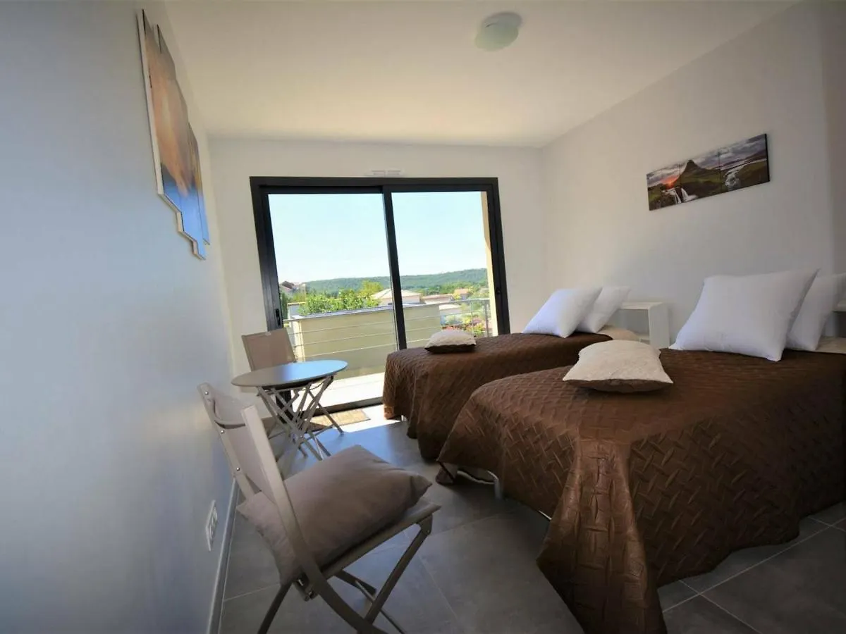 Villa 4 Suites Avec Spa De Nage, Terrasse Et Clim - Proche Centre Ruoms - Fr-1-382-149