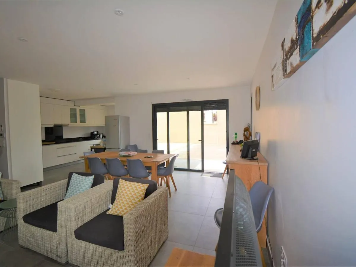 Holiday home Villa 4 Suites Avec Spa De Nage, Terrasse Et Clim - Proche Centre Ruoms - Fr-1-382-149 France